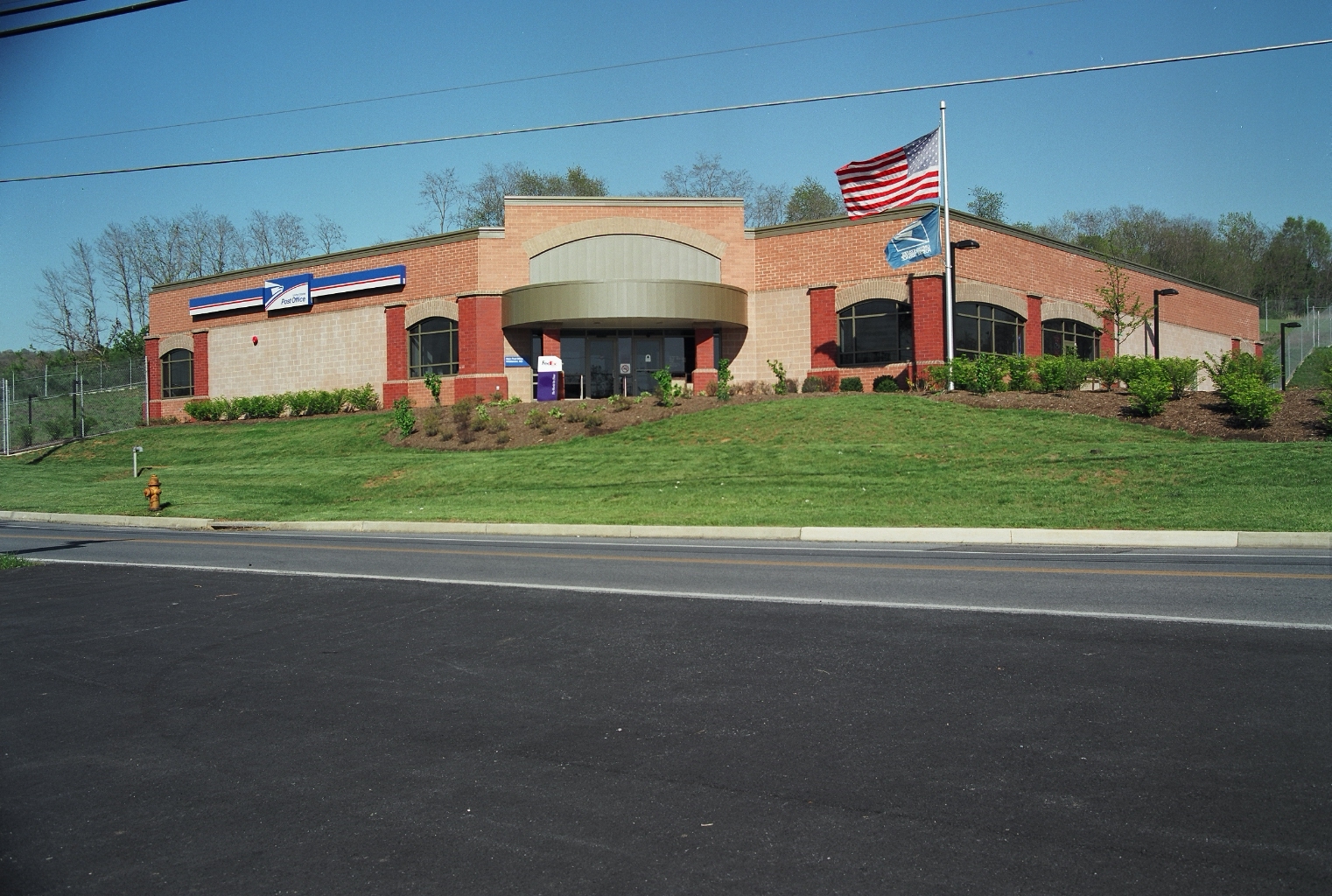 middletown post office hours